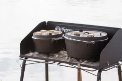 Dutch Oven Table FE90
