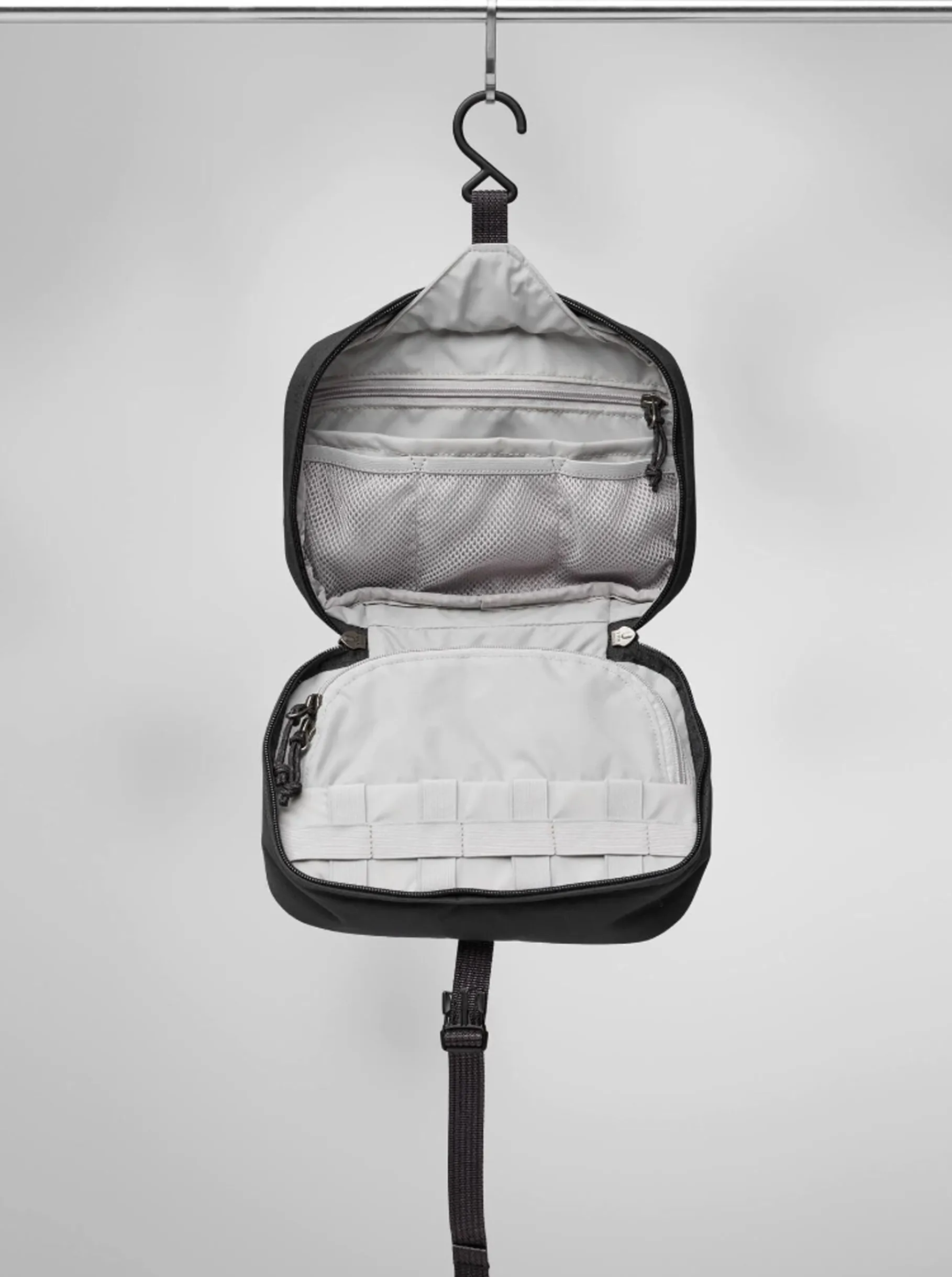 Färden Necessity Bag
