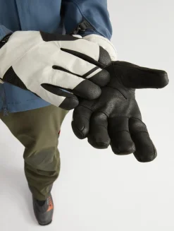 Kvaser Gloves