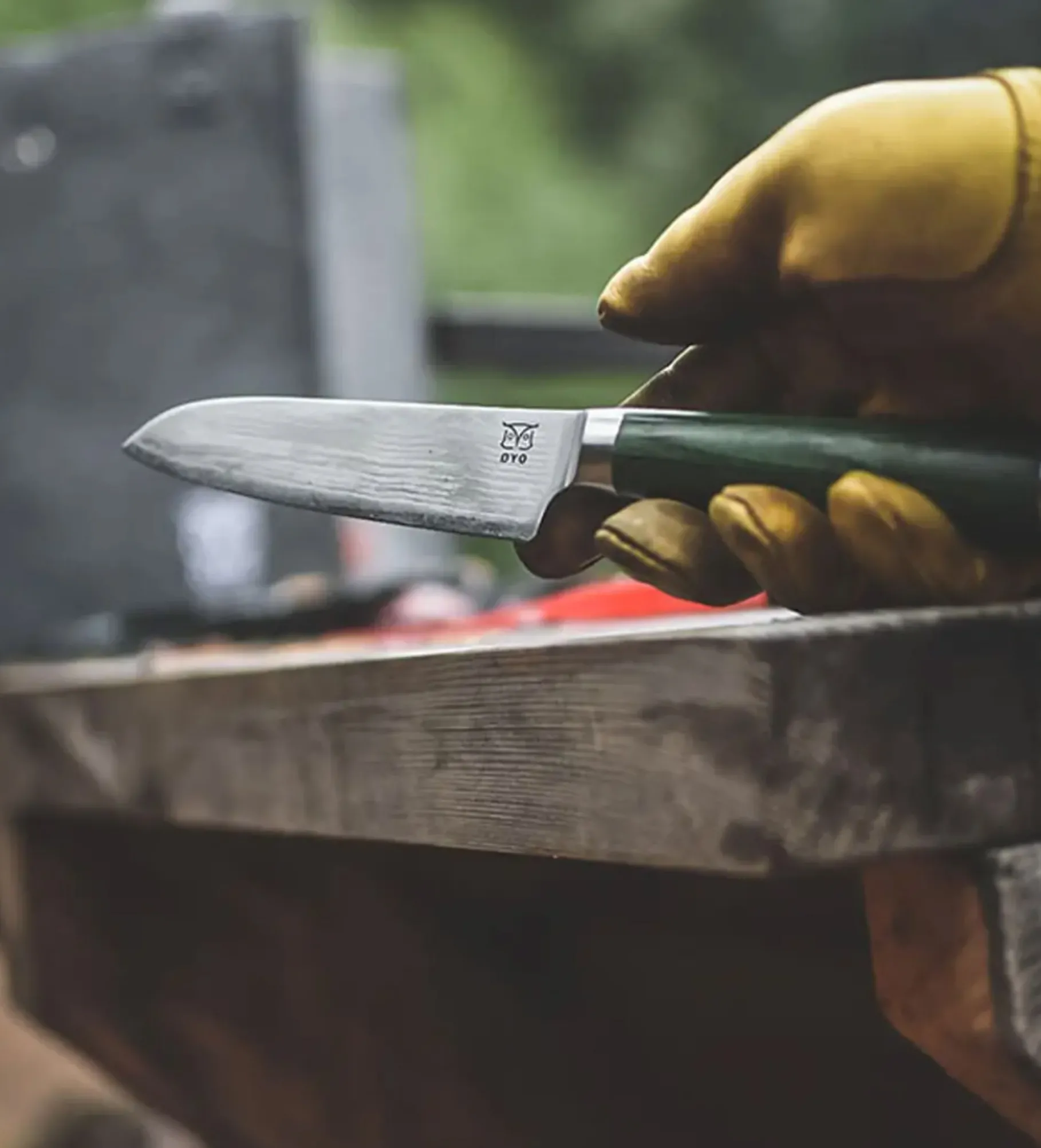 Smaragd Damask Santoku All-Round Knife