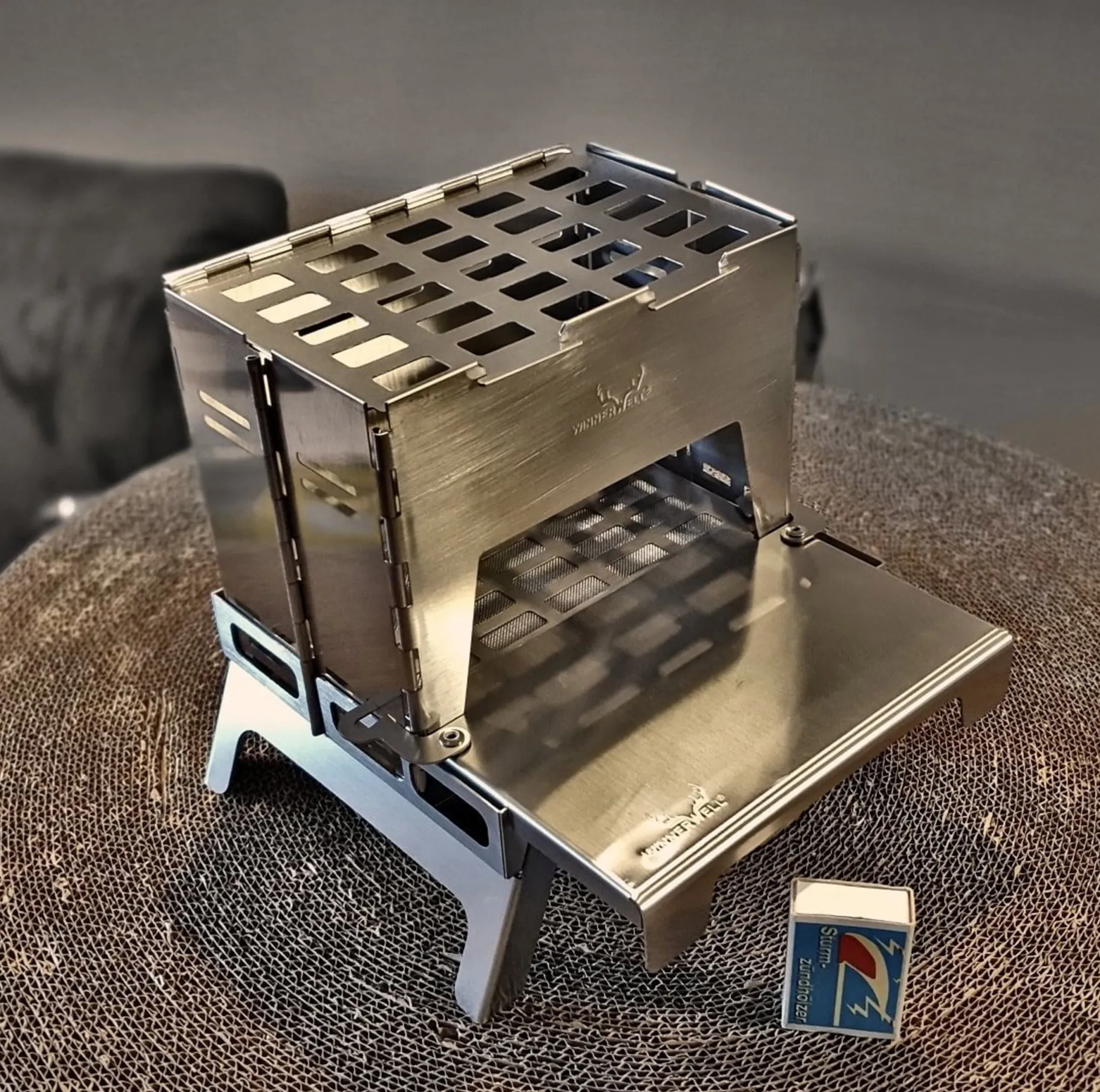 Table Board & Bottom Tray Titanium