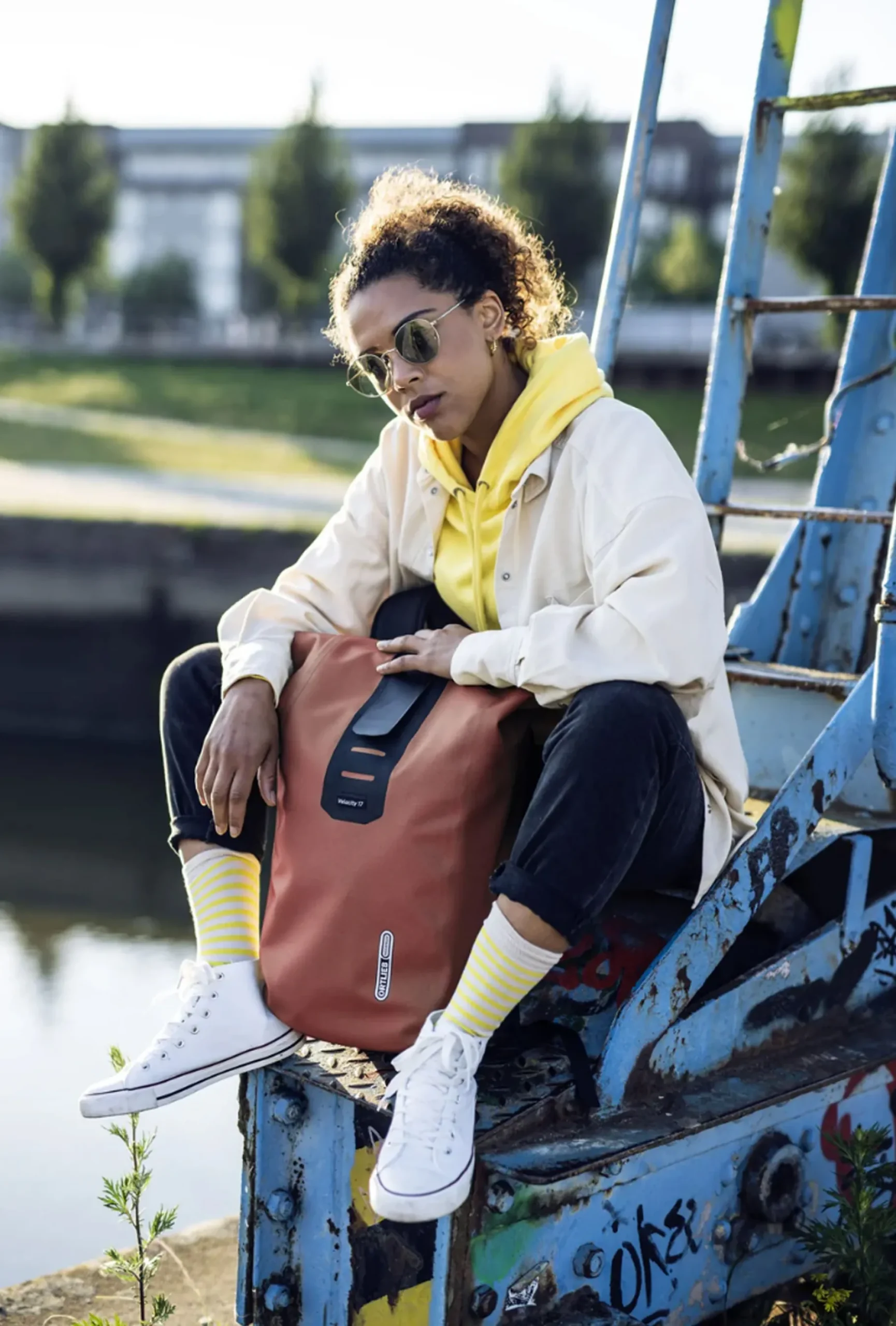 Velocity Lite 23L